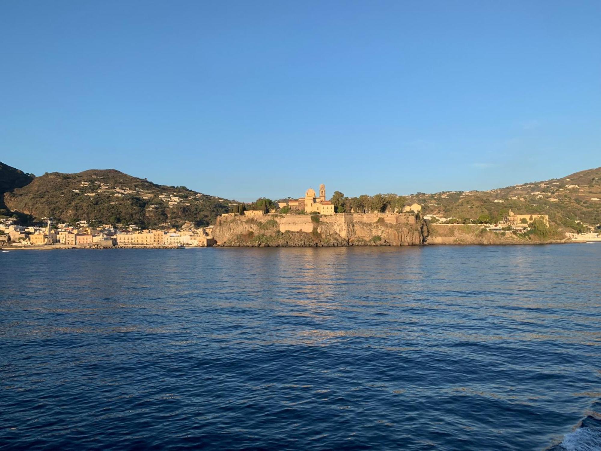 Casa Marietta Villa Lipari  Luaran gambar
