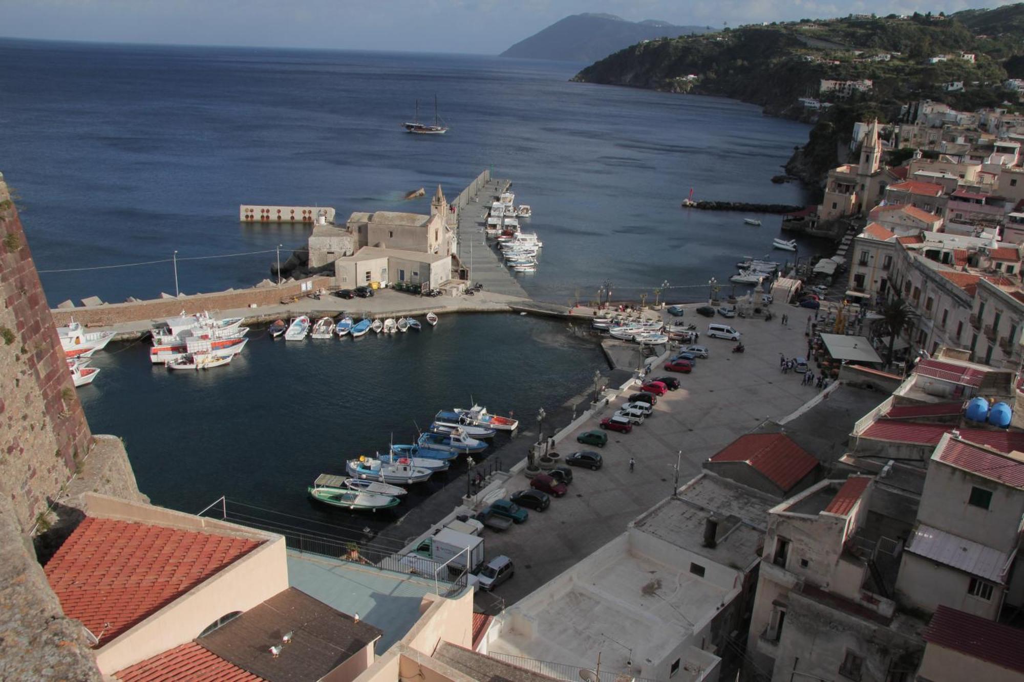 Casa Marietta Villa Lipari  Luaran gambar